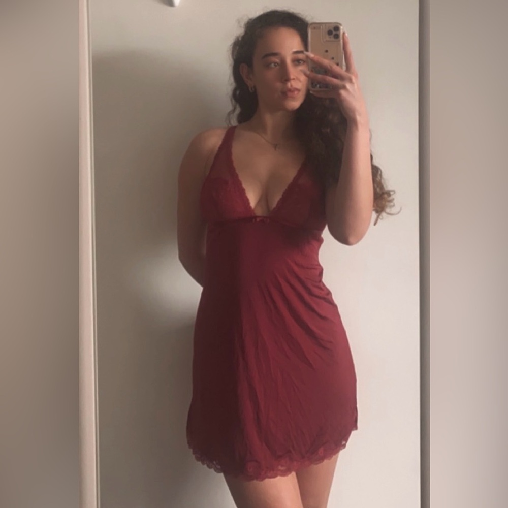 Y2K Victoria’s Secret Very Sexy Collection Satin Lace Trim V Neck Low Back Slip - Picture 4 of 12
